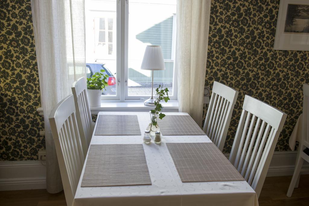 Lilla Hotellet I Nora Zewnętrze zdjęcie
